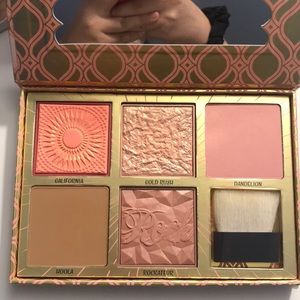 Brand new benefit blush bar palette